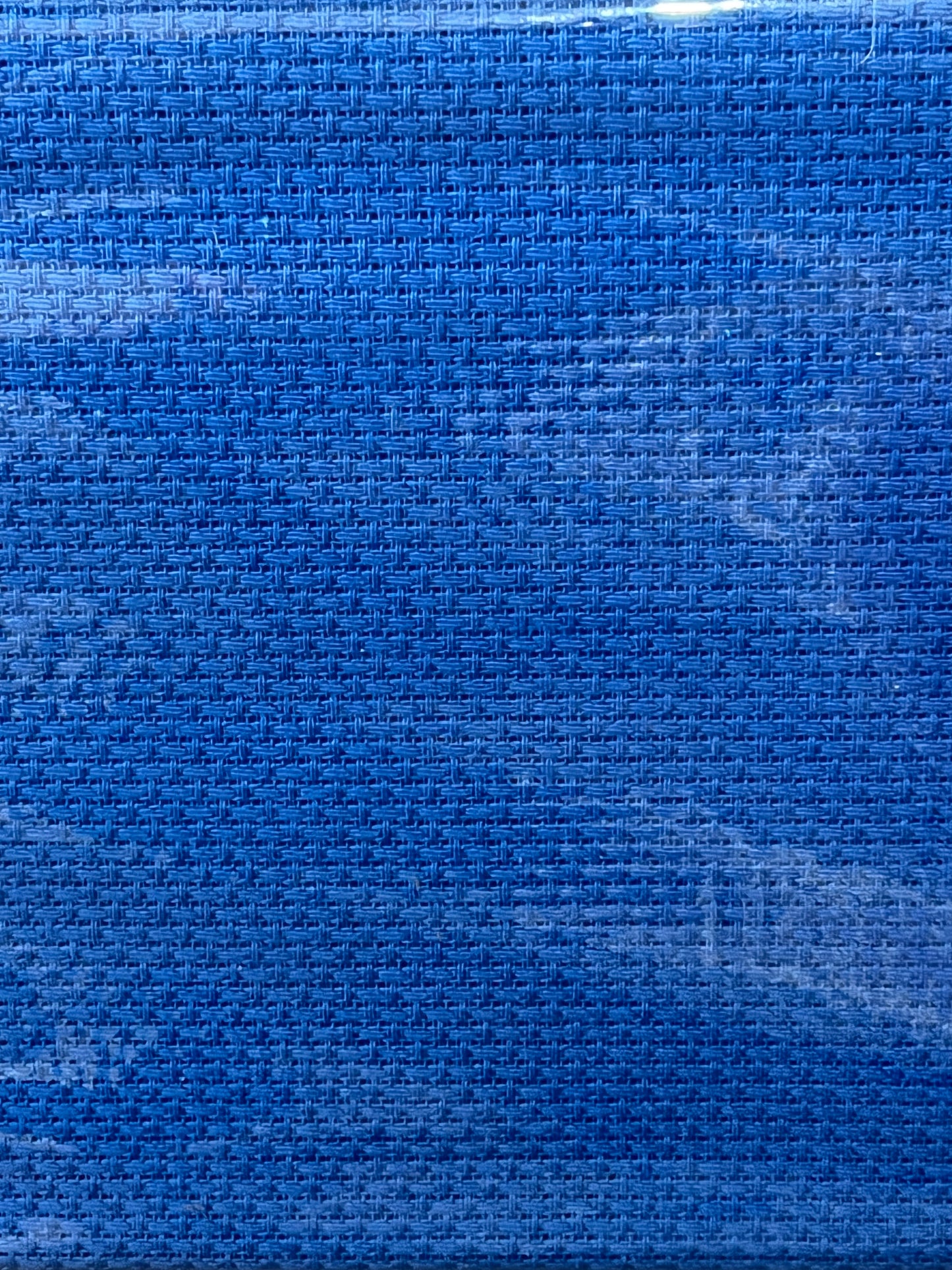 08 COUNT ZWEIGART  RED AIDA 60 CM X 100 CM