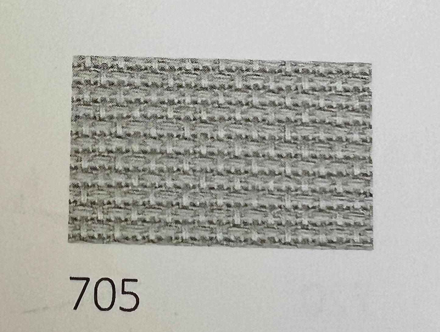 18 COUNT ZWEIGART AIDA ECRU (13)