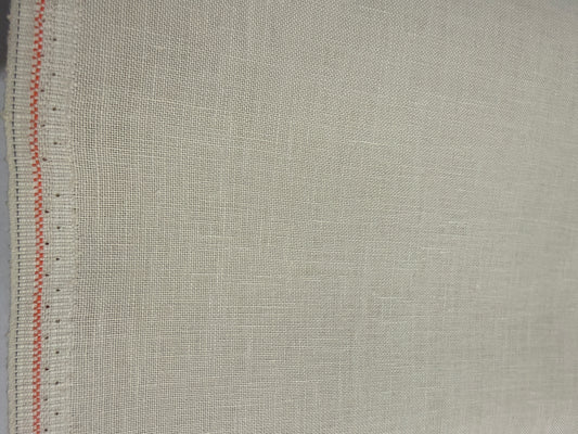 40  COUNT ZWEIGART NEWCASTLE  LINEN PARCHMENT (770)
