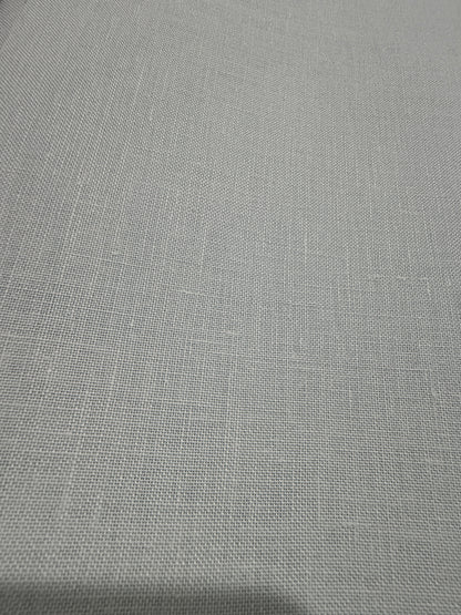 40  COUNT ZWEIGART NEWCASTLE  LINEN PARCHMENT (770)