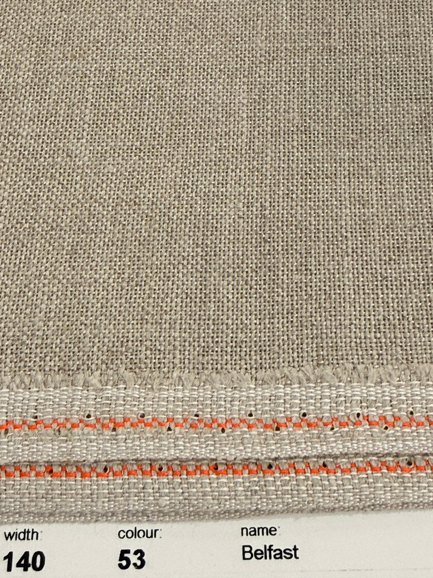 32 COUNT ZWEIGART BELFAST LINEN 32 COUNT PALE BLUE (562)
