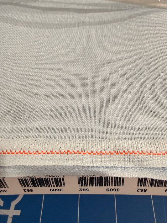 32 COUNT ZWEIGART BELFAST LINEN 32 COUNT PALE BLUE (562)
