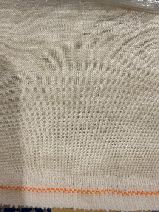 32 COUNT ZWEIGART BELFAST LINEN 32 COUNTVINTAGE BEIGE AND WHITE (1079)