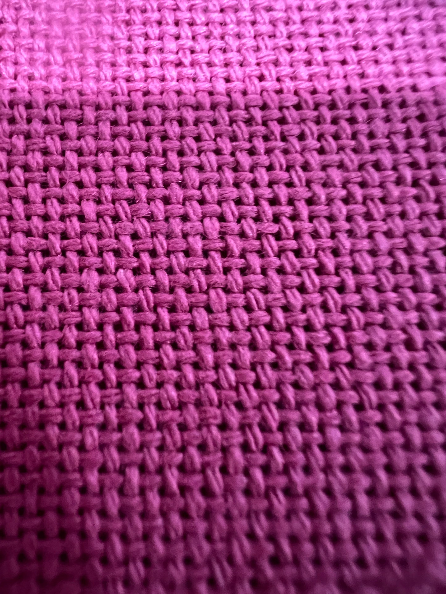 25 COUNT ZWEIGART EVENWEAVE LUGANA VINTAGE BLUE (7139)