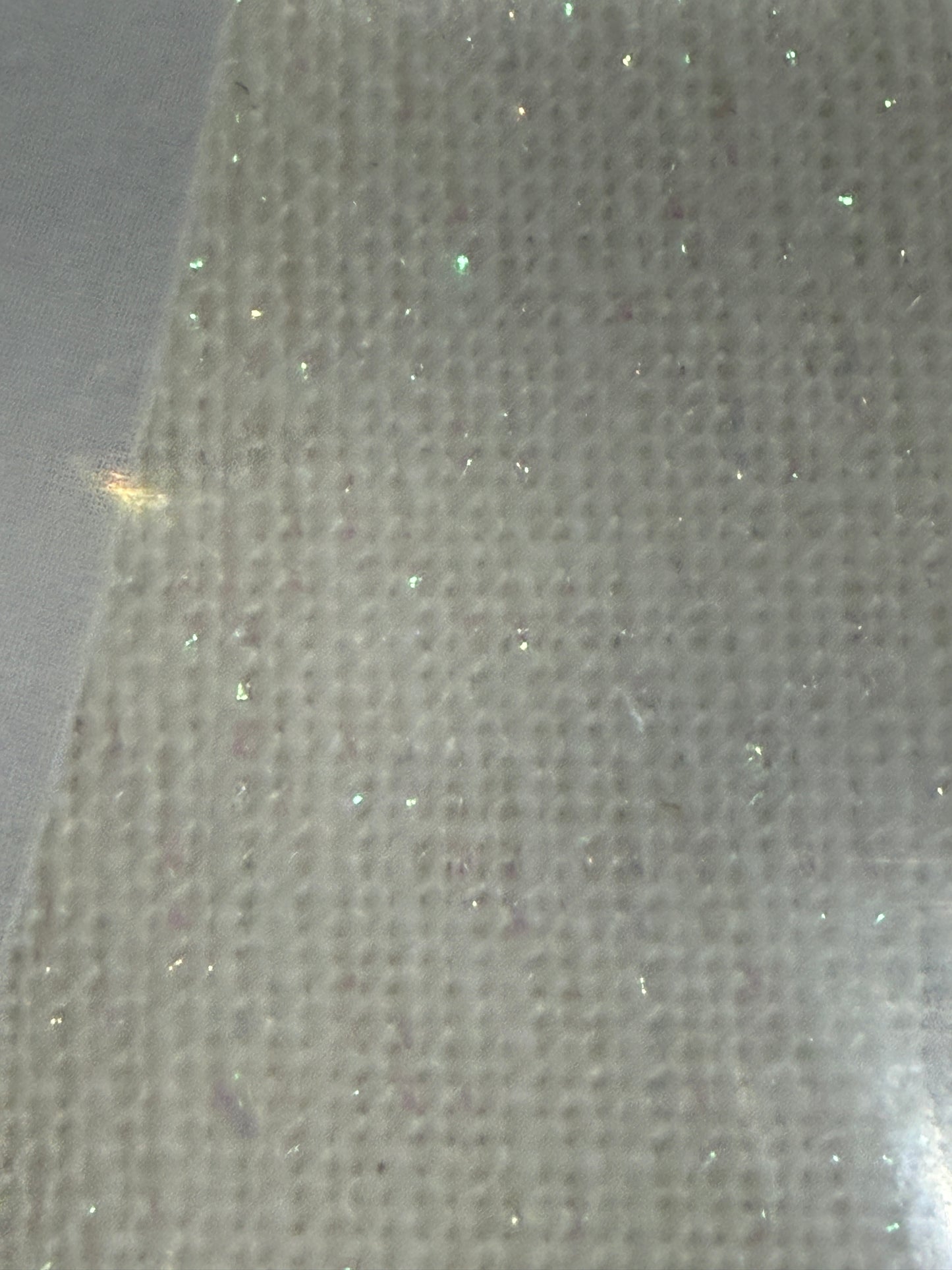 36 COUNT ZWEIGART 36  PRE CUT  EDINBURGH LINEN OPALESCENT (11)