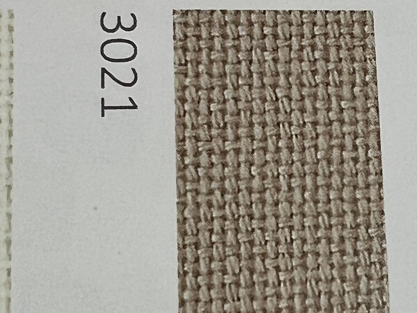 25 COUNT ZWEIGART EVENWEAVE LUGANA VINTAGE BLUE (7139)