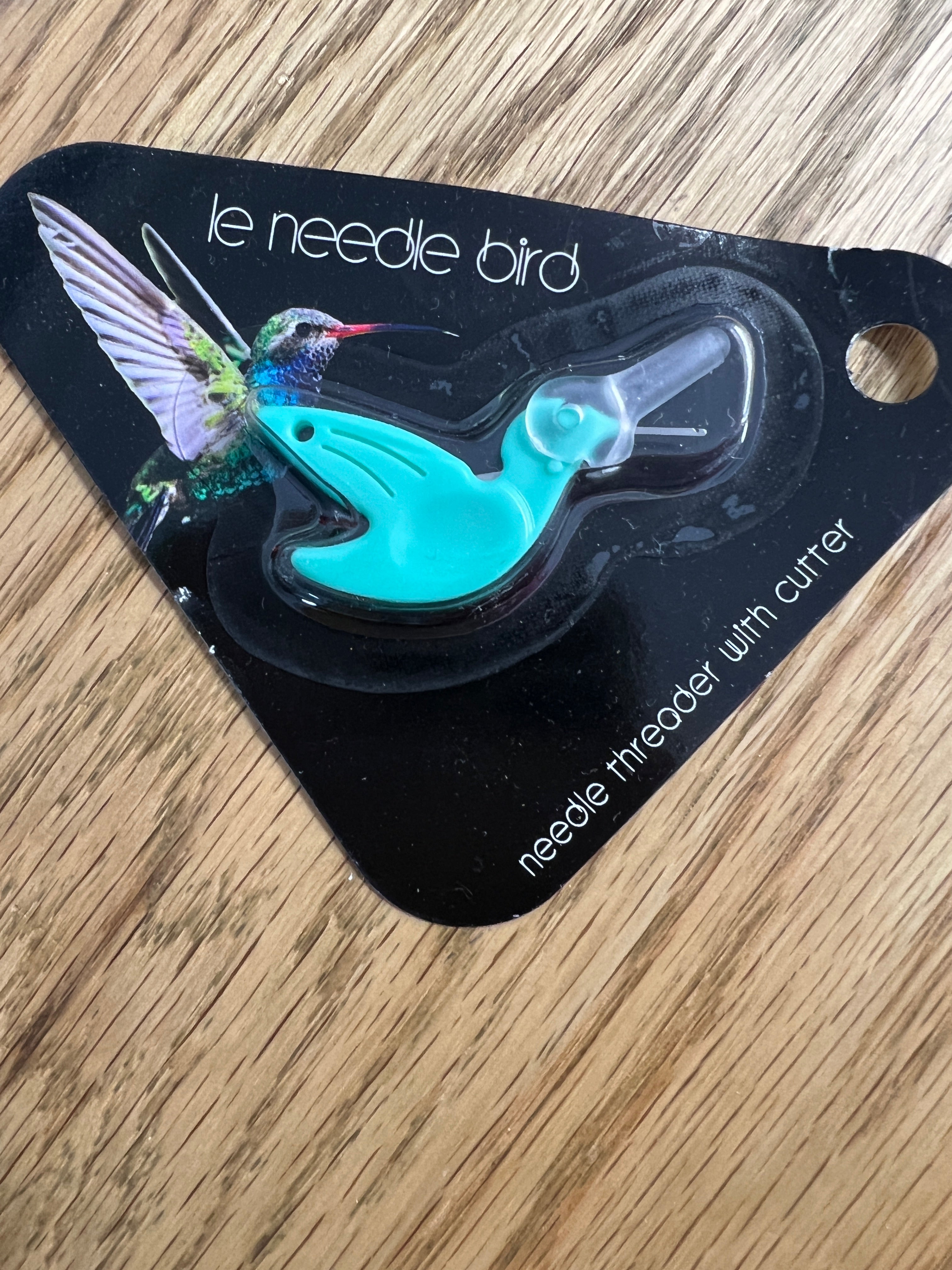 Hummingbird Needle threader – Crafteethreads